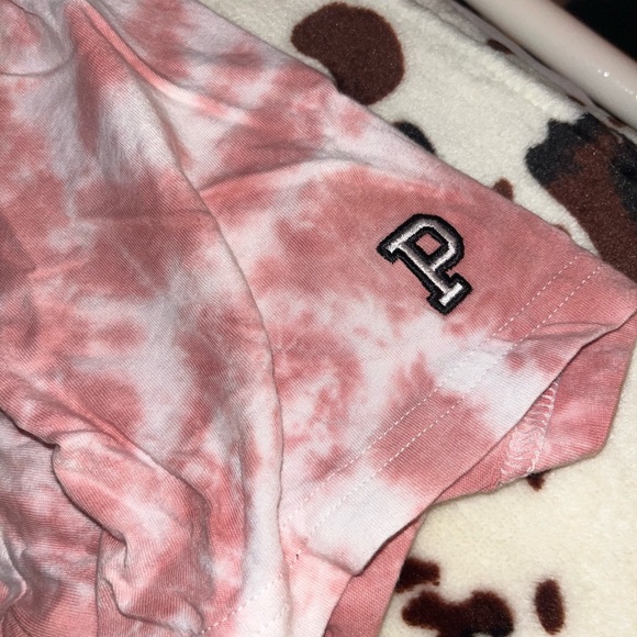 ✨PINK VICTORIAS SECRET Crop Short Sleeved Shirt size Medium✨ - Picture 2 of 4